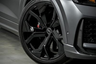 2023 Audi RS Q8 4.0T quattro   - Photo 4 - Joliet, IL 60435
