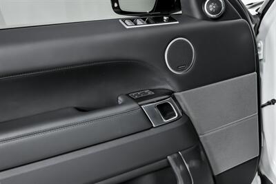2020 Land Rover Range Rover Sport P525 HSE Dynamic   - Photo 18 - Joliet, IL 60435
