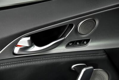 2018 Kia Stinger GT2   - Photo 19 - Joliet, IL 60435