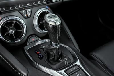 2020 Chevrolet Camaro SS   - Photo 35 - Joliet, IL 60435