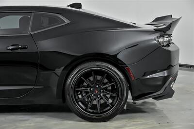 2020 Chevrolet Camaro SS   - Photo 7 - Joliet, IL 60435