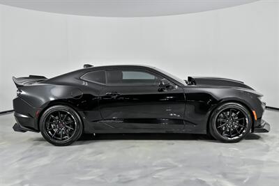 2020 Chevrolet Camaro SS   - Photo 12 - Joliet, IL 60435