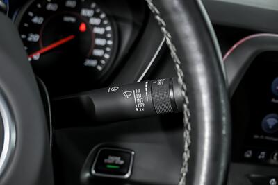 2020 Chevrolet Camaro SS   - Photo 28 - Joliet, IL 60435
