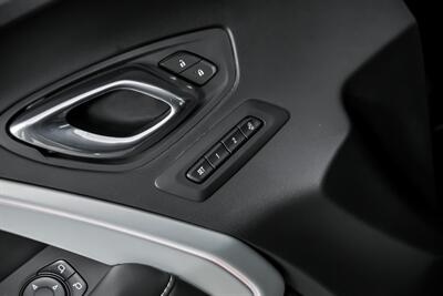 2020 Chevrolet Camaro SS   - Photo 17 - Joliet, IL 60435