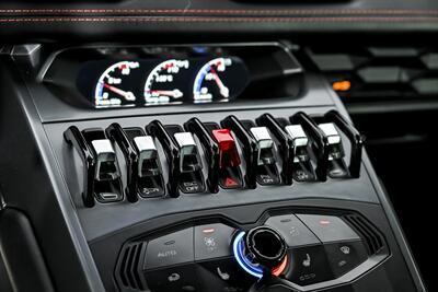 2018 Lamborghini Huracan LP 580-2 Spyder   - Photo 35 - Joliet, IL 60435