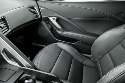 2015 Chevrolet Corvette Z06 3LZ-LOADED STICKER-COMP SEATS-Z07 PACKAGE - Photo 35 - Joliet, IL 60435