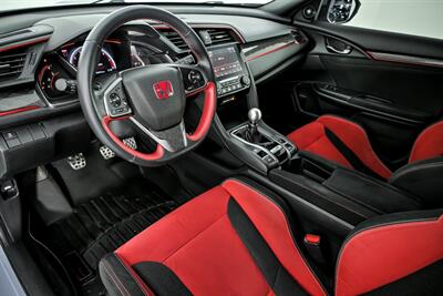 2019 Honda Civic Type R Touring   - Photo 19 - Joliet, IL 60435