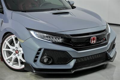 2019 Honda Civic Type R Touring   - Photo 3 - Joliet, IL 60435