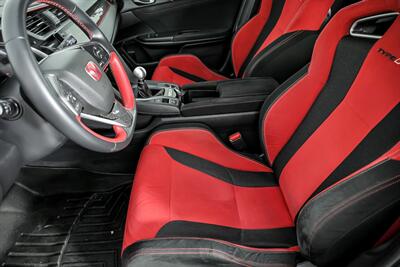 2019 Honda Civic Type R Touring   - Photo 20 - Joliet, IL 60435