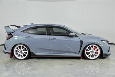 2019 Honda Civic Type R Touring   - Photo 14 - Joliet, IL 60435