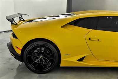 2016 Lamborghini Huracan LP 610-4   - Photo 12 - Joliet, IL 60435