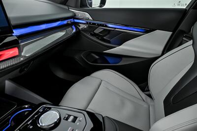 2026 BMW M5 -BIG $145K MSRP-INDIVIDUAL PAINT-$40K MODS   - Photo 37 - Joliet, IL 60435