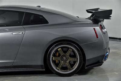 2009 Nissan GT-R Premium   - Photo 9 - Joliet, IL 60435