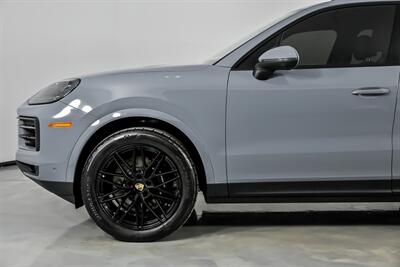 2024 Porsche Cayenne - Photo 7 - Joliet, IL 60435