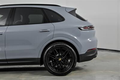 2024 Porsche Cayenne - Photo 9 - Joliet, IL 60435