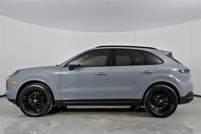 2024 Porsche Cayenne - Photo 8 - Joliet, IL 60435