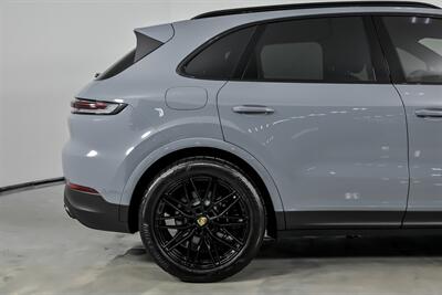 2024 Porsche Cayenne - Photo 13 - Joliet, IL 60435