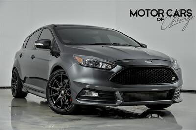 2018 Ford Focus ST - Photo 1 - Joliet, IL 60435