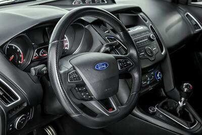 2018 Ford Focus ST - Photo 23 - Joliet, IL 60435