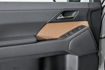 2025 Lexus GX 550 Premium+   - Photo 18 - Joliet, IL 60435