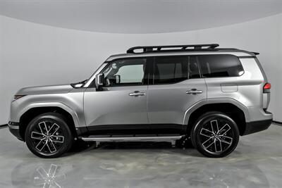 2025 Lexus GX 550 Premium+   - Photo 8 - Joliet, IL 60435