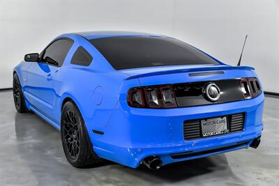 2013 Ford Mustang GT   - Photo 10 - Joliet, IL 60435
