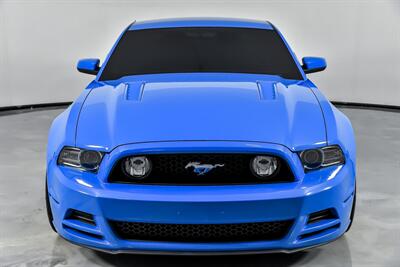 2013 Ford Mustang GT   - Photo 5 - Joliet, IL 60435