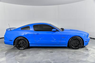 2013 Ford Mustang GT   - Photo 14 - Joliet, IL 60435