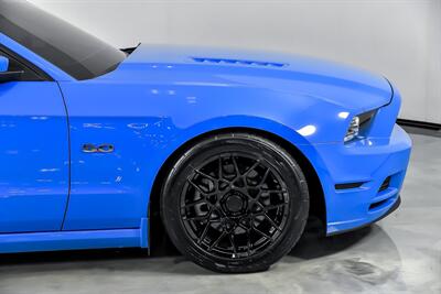 2013 Ford Mustang GT   - Photo 15 - Joliet, IL 60435