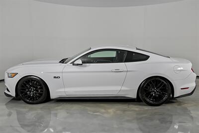 2017 Ford Mustang GT   - Photo 8 - Joliet, IL 60435