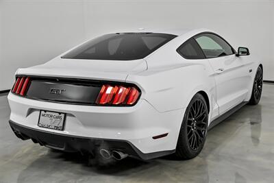 2017 Ford Mustang GT   - Photo 12 - Joliet, IL 60435