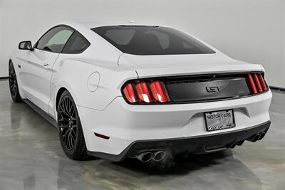 2017 Ford Mustang GT   - Photo 10 - Joliet, IL 60435