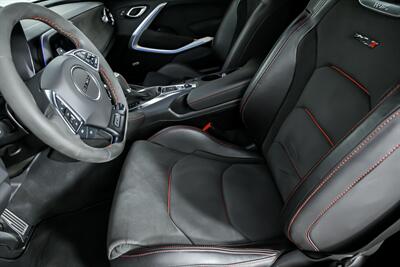 2022 Chevrolet Camaro ZL1   - Photo 22 - Joliet, IL 60435
