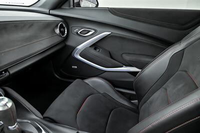 2022 Chevrolet Camaro ZL1   - Photo 38 - Joliet, IL 60435