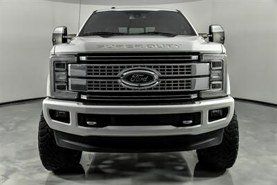 2017 Ford F-250 Super Duty Platinum   - Photo 5 - Joliet, IL 60435