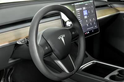 2024 Tesla Model Y Long Range   - Photo 25 - Joliet, IL 60435