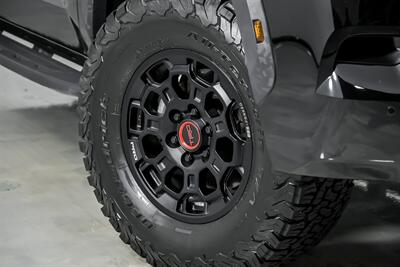 2024 Toyota Sequoia TRD Pro   - Photo 4 - Joliet, IL 60435