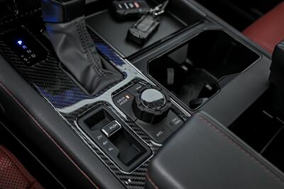 2024 Toyota Sequoia TRD Pro   - Photo 38 - Joliet, IL 60435