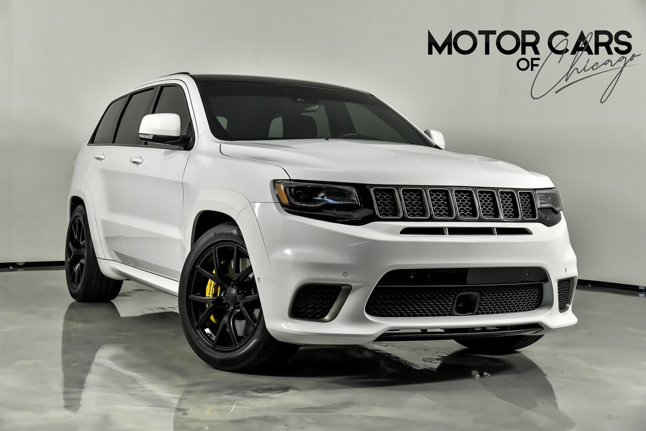 2021 Jeep Grand Cherokee Trackhawk's photo