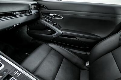2017 Porsche 911 Carrera S   - Photo 41 - Joliet, IL 60435