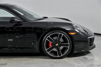 2017 Porsche 911 Carrera S   - Photo 15 - Joliet, IL 60435