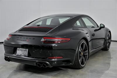 2017 Porsche 911 Carrera S   - Photo 12 - Joliet, IL 60435