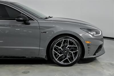 2022 Hyundai SONATA N Line   - Photo 15 - Joliet, IL 60435