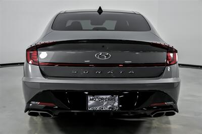 2022 Hyundai SONATA N Line   - Photo 11 - Joliet, IL 60435