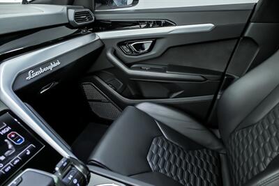 2020 Lamborghini Urus   - Photo 41 - Joliet, IL 60435