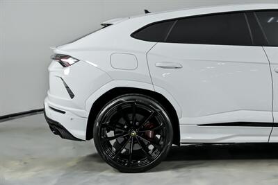 2020 Lamborghini Urus   - Photo 13 - Joliet, IL 60435