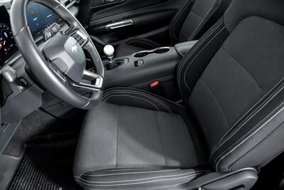 2024 Ford Mustang GT   - Photo 20 - Joliet, IL 60435