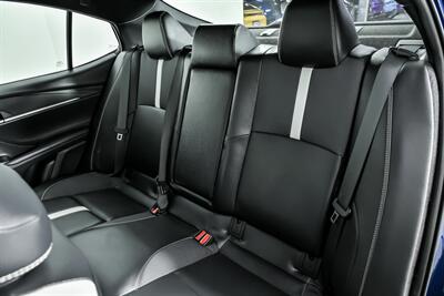 2025 Toyota Camry SE - Photo 23 - Joliet, IL 60435