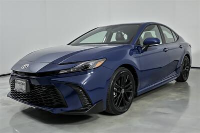 2025 Toyota Camry SE - Photo 6 - Joliet, IL 60435