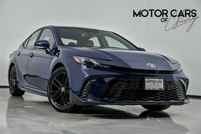 2025 Toyota Camry SE - Photo 1 - Joliet, IL 60435